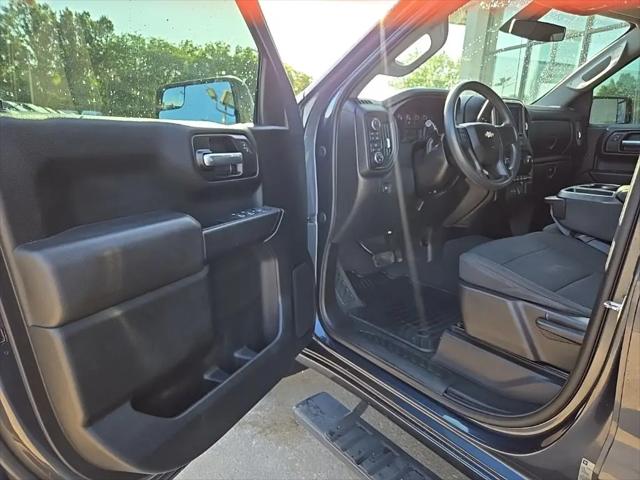 2021 Chevrolet Silverado 1500 4WD Crew Cab Short Bed Custom