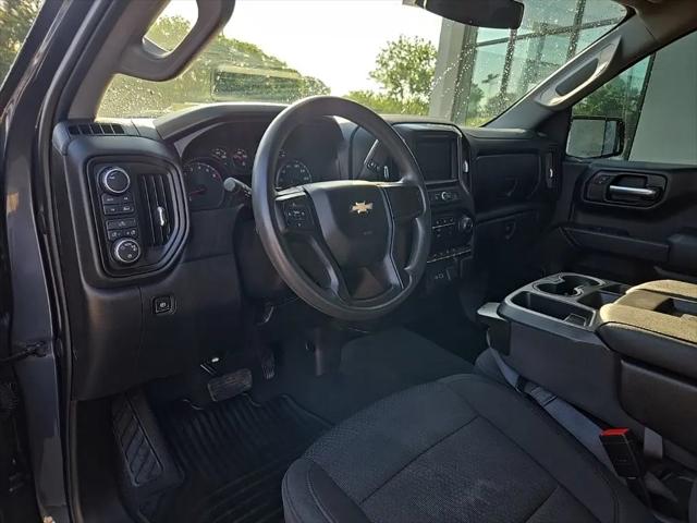 2021 Chevrolet Silverado 1500 4WD Crew Cab Short Bed Custom