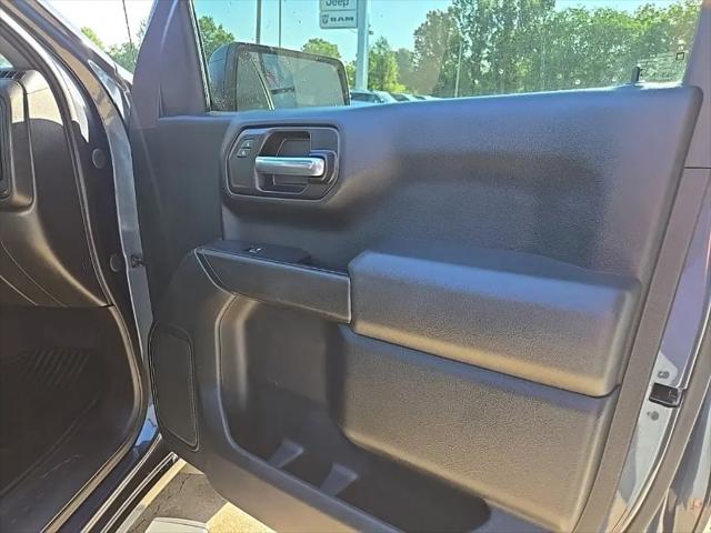 2021 Chevrolet Silverado 1500 4WD Crew Cab Short Bed Custom