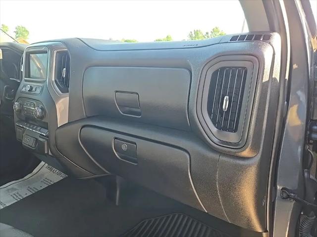 2021 Chevrolet Silverado 1500 4WD Crew Cab Short Bed Custom