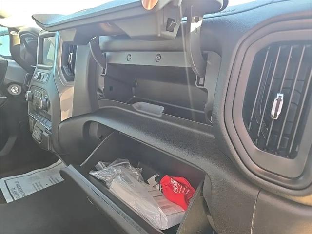 2021 Chevrolet Silverado 1500 4WD Crew Cab Short Bed Custom