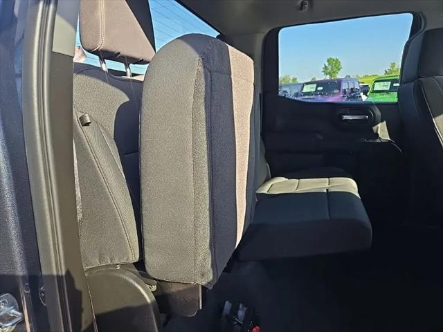 2021 Chevrolet Silverado 1500 4WD Crew Cab Short Bed Custom