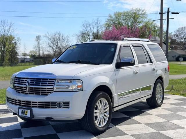 2014 Lincoln Navigator Standard