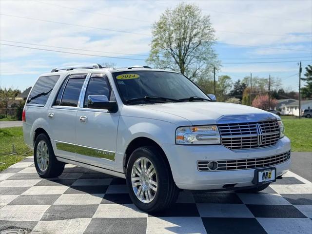 2014 Lincoln Navigator Standard