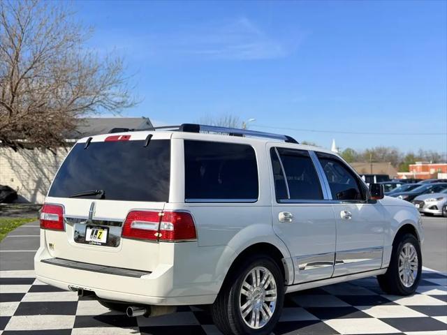 2014 Lincoln Navigator Standard
