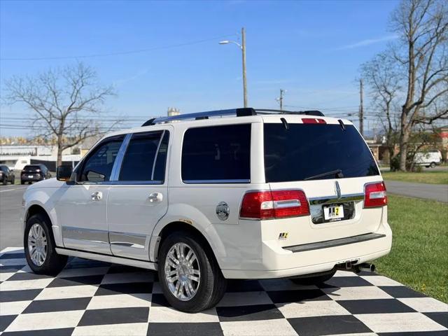2014 Lincoln Navigator Standard