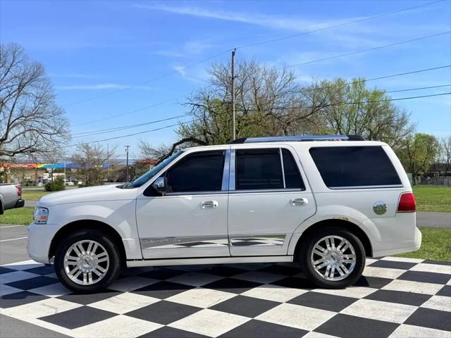 2014 Lincoln Navigator Standard