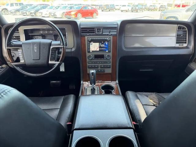 2014 Lincoln Navigator Standard