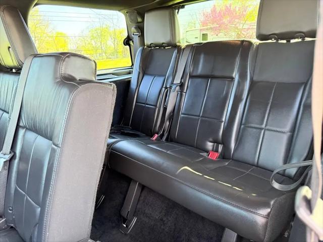 2014 Lincoln Navigator Standard