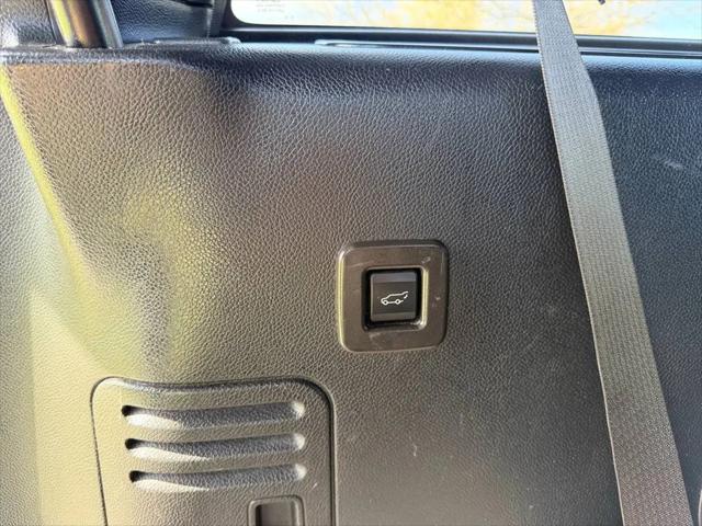 2014 Lincoln Navigator Standard