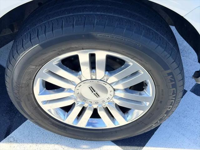 2014 Lincoln Navigator Standard