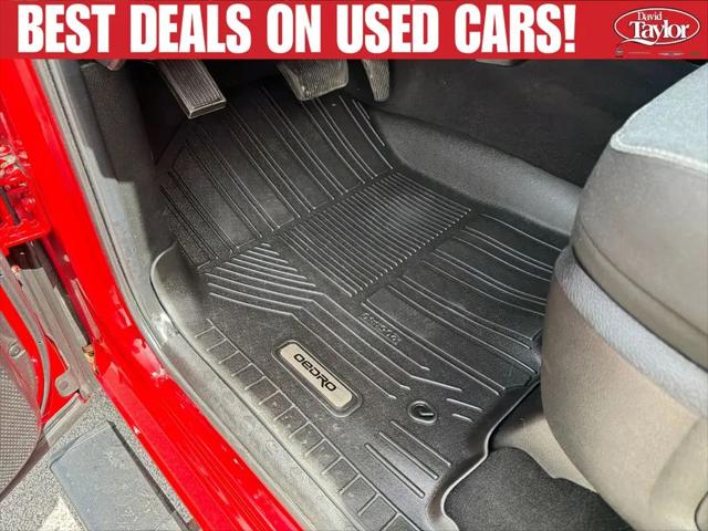 2022 Ram 1500 Classic Warlock Crew Cab 4x4 5'7" Box