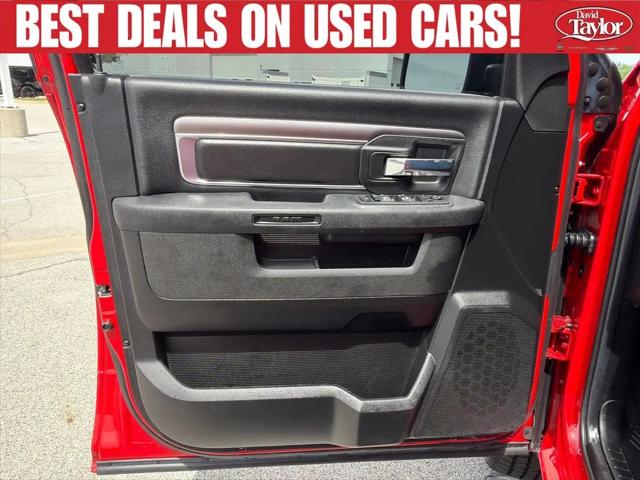 2022 Ram 1500 Classic Warlock Crew Cab 4x4 5'7" Box
