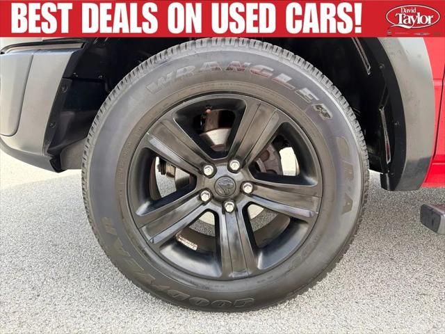 2022 Ram 1500 Classic Warlock Crew Cab 4x4 5'7" Box