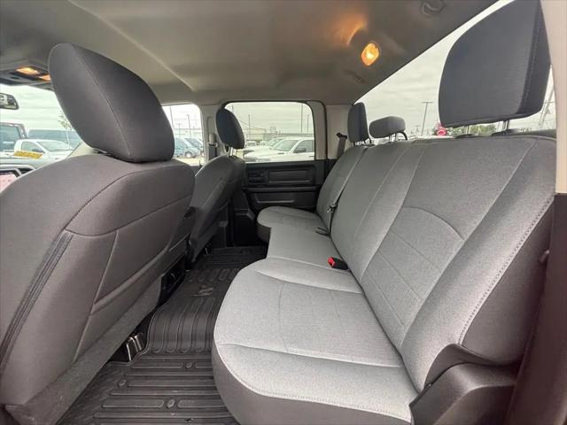 2024 Ram 1500 Classic Tradesman Crew Cab 4x4 6'4" Box