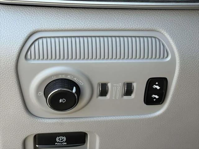 2023 Jeep Wagoneer Series III 4x4