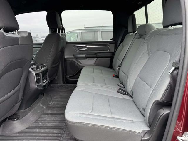 2022 Ram 1500 Big Horn Crew Cab 4x4 5'7" Box