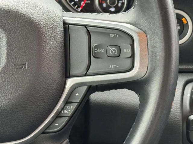 2022 Ram 1500 Big Horn Crew Cab 4x4 5'7" Box