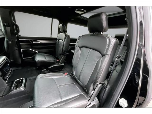 2026 Jeep Grand Wagoneer 4x4