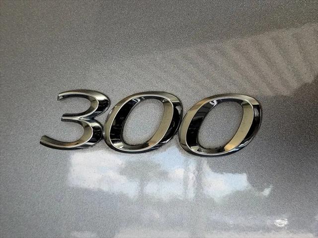 2011 Chrysler 300 Limited