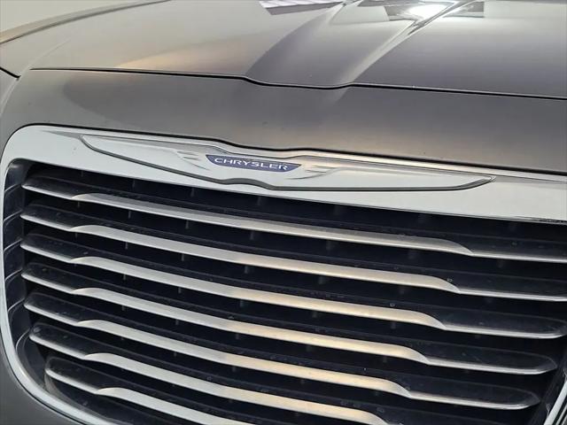 2011 Chrysler 300 Limited