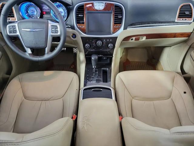 2011 Chrysler 300 Limited