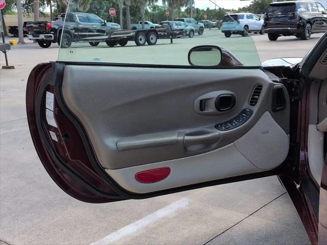 2003 Chevrolet Corvette Base