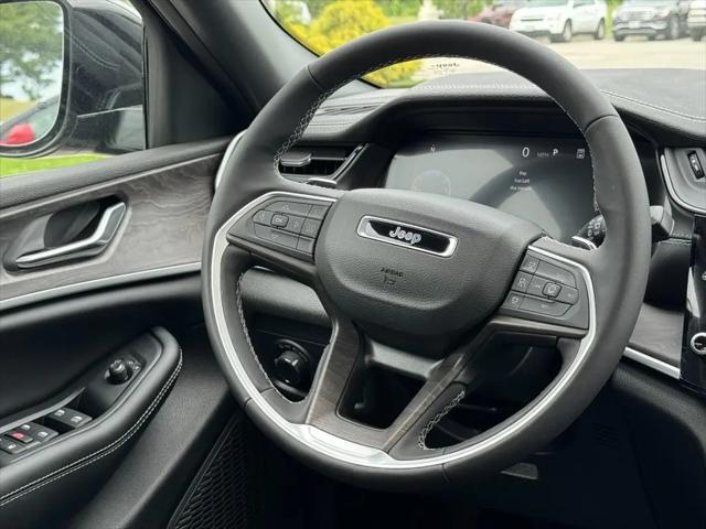 2026 Jeep Grand Cherokee L Altitude 4x4