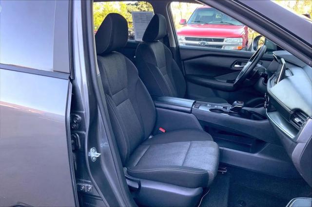 2025 Nissan Rogue SV FWD