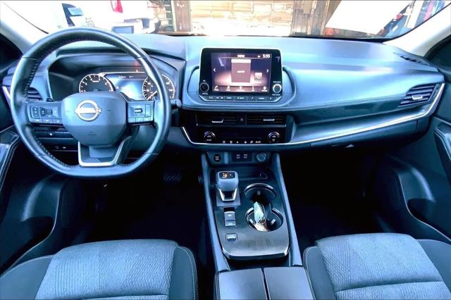 2025 Nissan Rogue SV FWD
