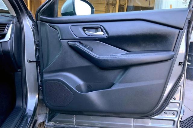 2025 Nissan Rogue SV FWD