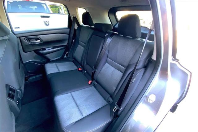 2025 Nissan Rogue SV FWD