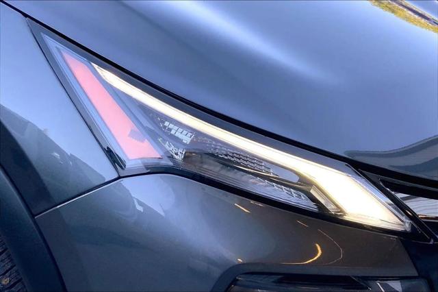 2025 Nissan Rogue SV FWD