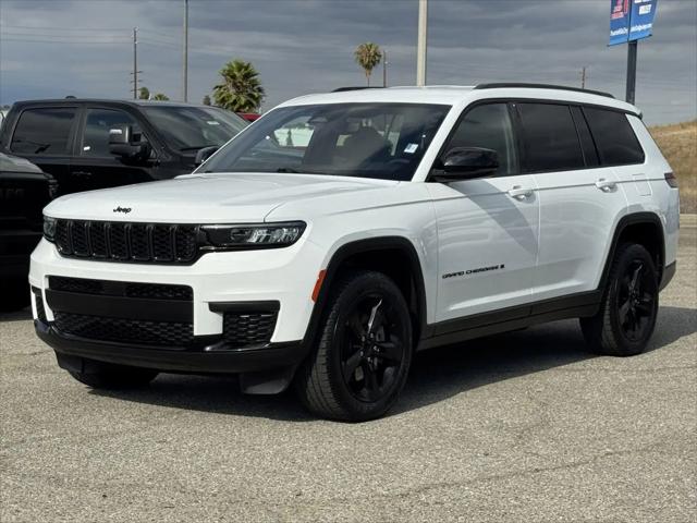 2023 Jeep Grand Cherokee L Altitude 4x4