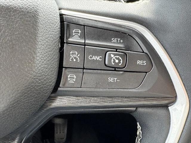 2023 Jeep Grand Cherokee L Altitude 4x4