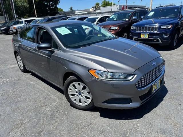 2013 Ford Fusion S