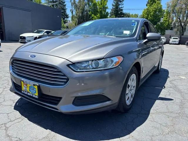 2013 Ford Fusion S