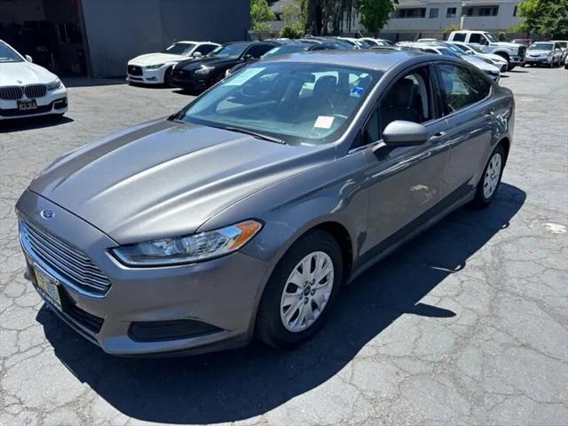 2013 Ford Fusion S