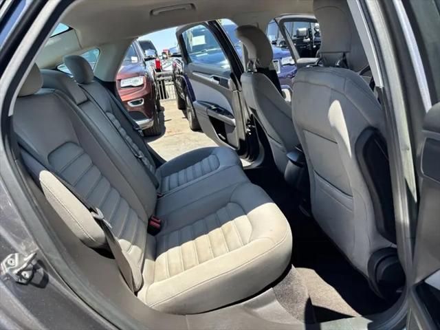 2013 Ford Fusion S