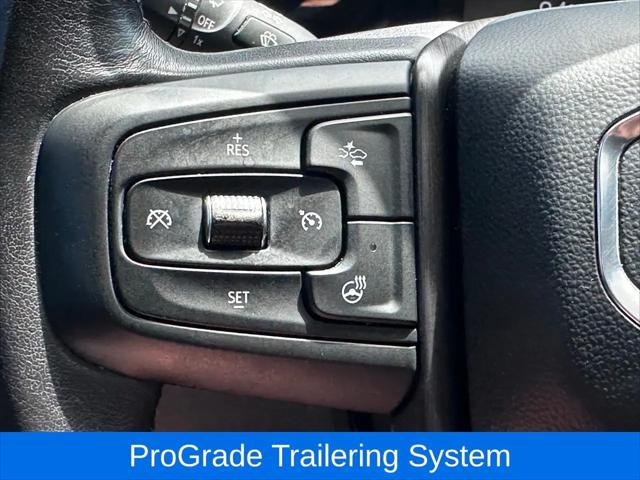 2022 GMC Sierra 1500 Limited 4WD Crew Cab Short Box AT4