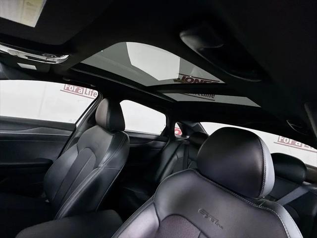 2023 Kia K5 GT-Line