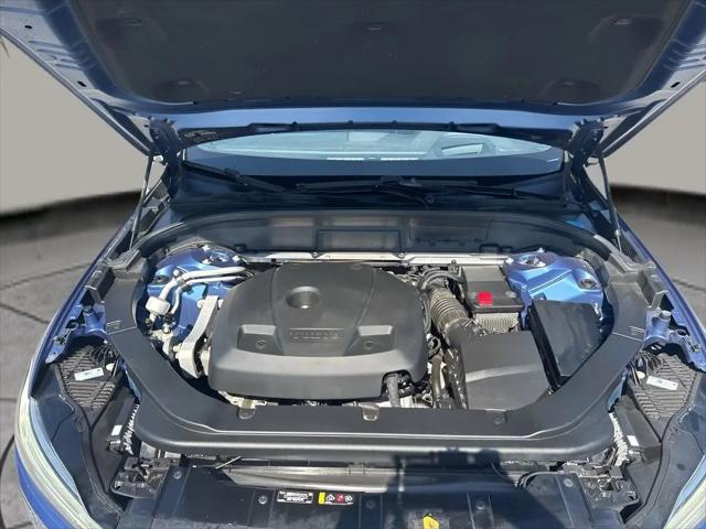 2018 Volvo XC60 T6 R-Design