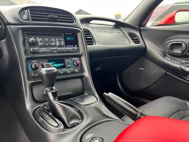 2003 Chevrolet Corvette Base