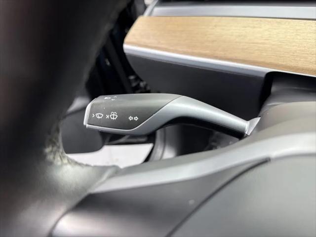 2021 Tesla Model 3 Standard Range Plus Rear-Wheel Drive