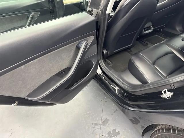 2021 Tesla Model 3 Standard Range Plus Rear-Wheel Drive