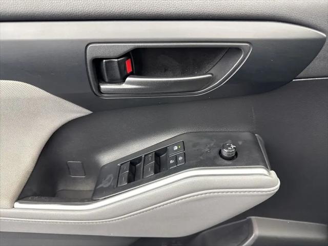 2020 Toyota Highlander L