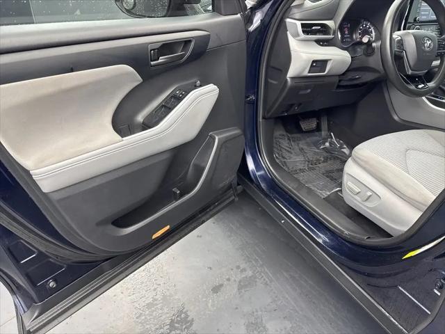 2020 Toyota Highlander L