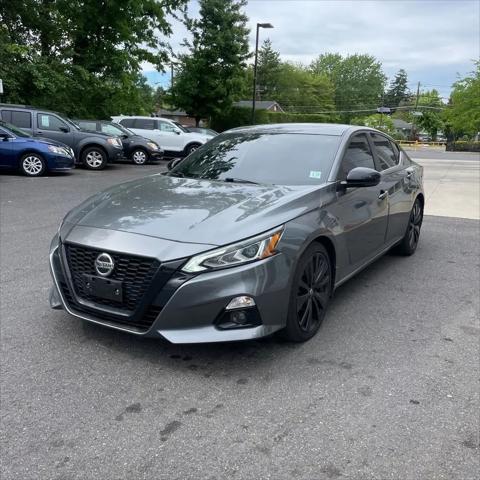 2022 Nissan Altima SR FWD