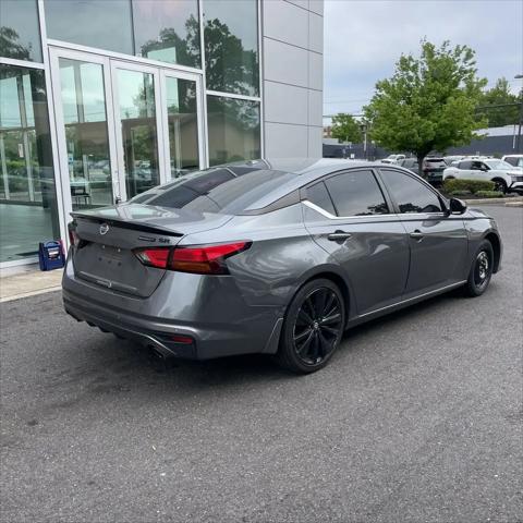 2022 Nissan Altima SR FWD