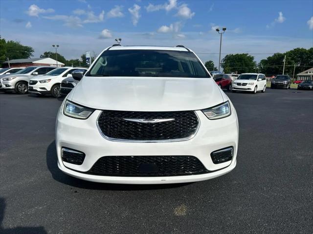 2023 Chrysler Pacifica Limited AWD